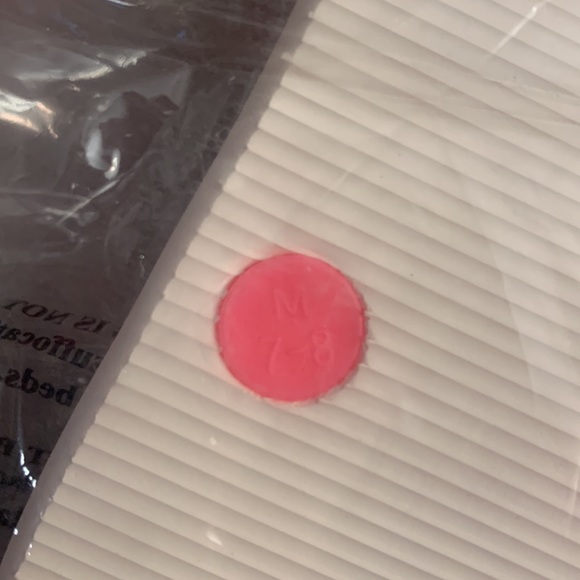 Victoria’s Secret Flip Flops - Picture 3 of 3